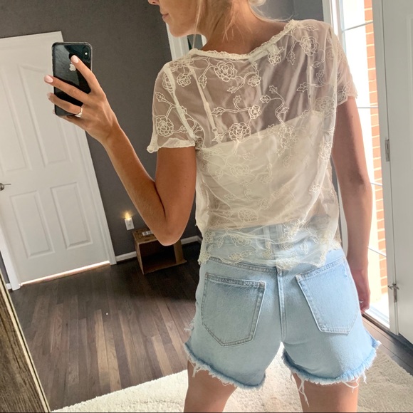 Nordstrom Hinge Sheer Lace Top - Picture 2 of 8
